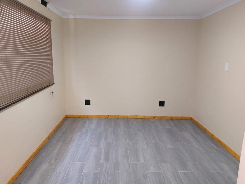 1 Bedroom Property for Sale in Panorama Western Cape